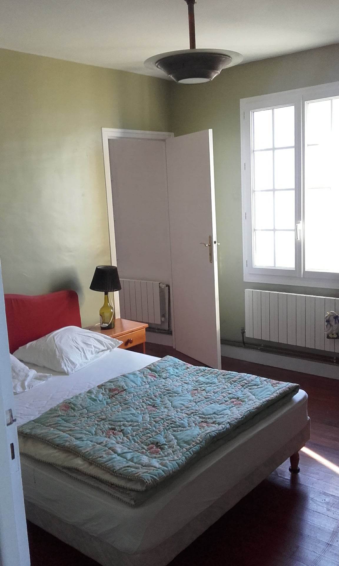 Chambre double avec parquet ancien
